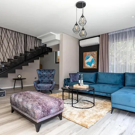 Dom wakacyjny 4 Bedroom Amazing In Kremena Kremena