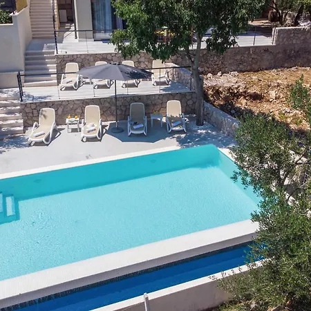 4 Bedroom Amazing In Kremena * Kremena