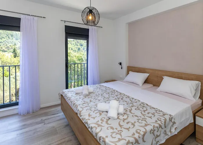 4 Bedroom Amazing In Kremena