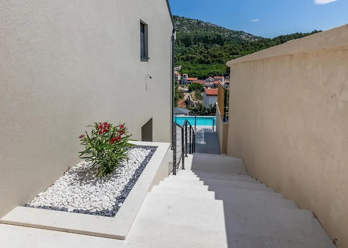 4 Bedroom Amazing In 別荘