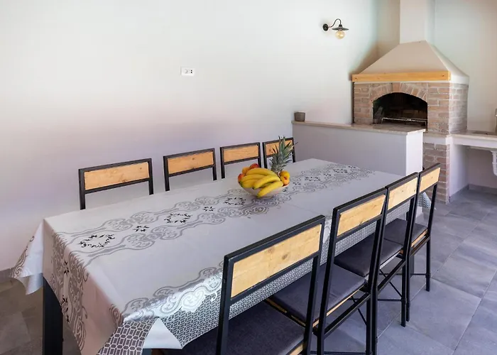 4 Bedroom Amazing In * Kremena